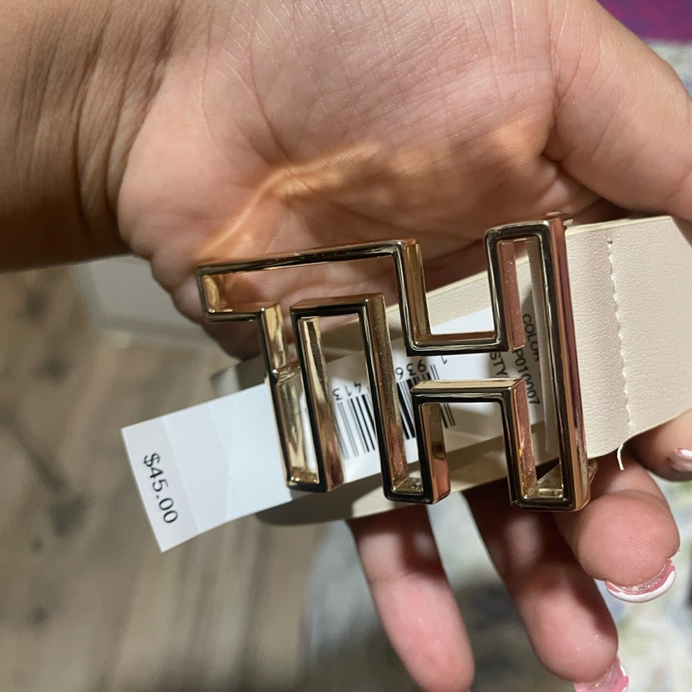 Tommy Hilfiger cream color belt